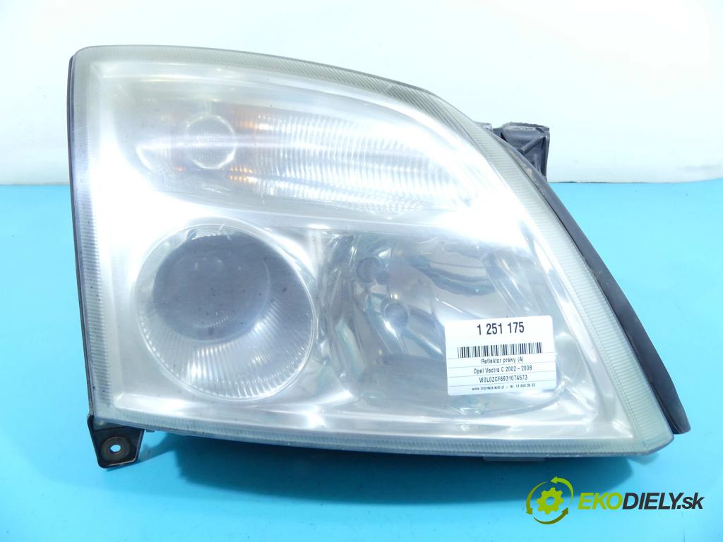 Opel Vectra C 2002-2008 2.0 dti 101 HP manual 74 kW 1994 cm3 4- Reflektor: pravý  (Pravé)