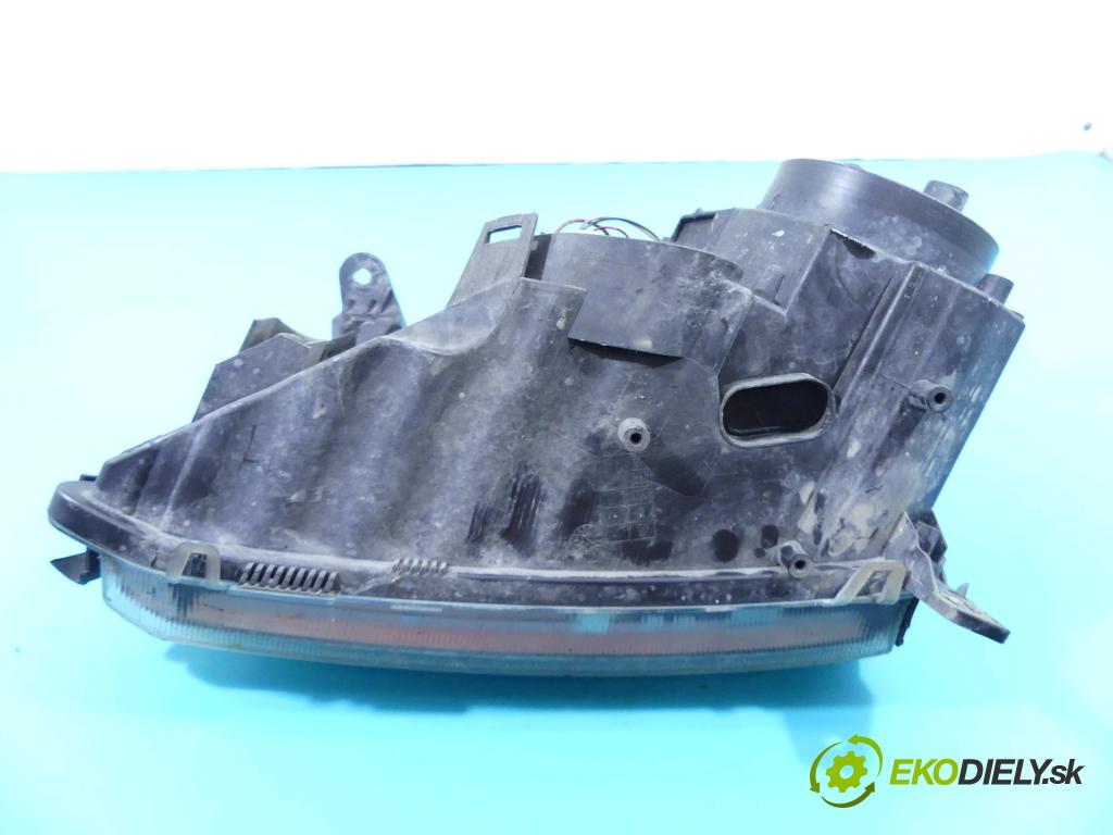 Opel Vectra C 2002-2008 2.0 dti 101 HP manual 74 kW 1994 cm3 4- Reflektor: pravý  (Pravé)