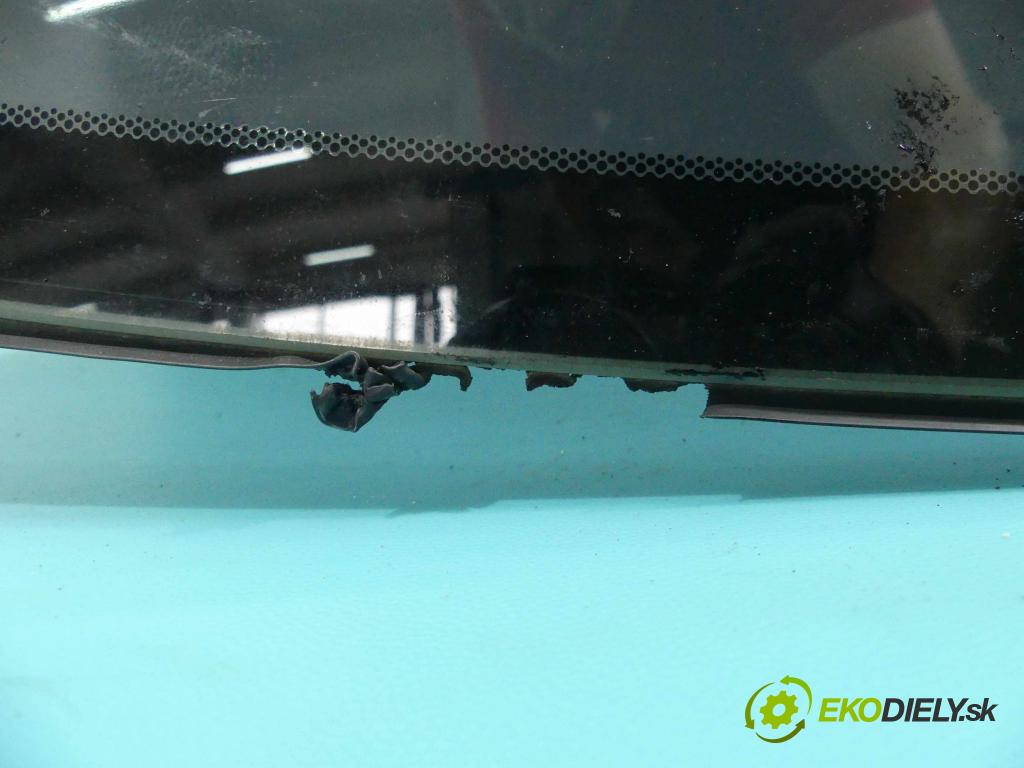 Honda Civic VII 2000-2006 1.3 16v hybrid 83 hp manual 61 kW 1339 cm3 4- sklo zadní  (Okna zadní)