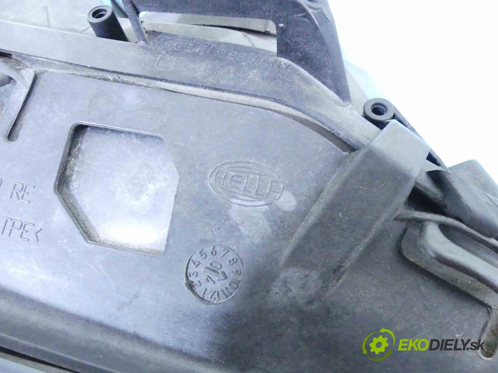 Bmw 5 E60 2003-2010 3.0d 218 HP automatic 160 kW 2993 cm3 5- Reflektor: pravý  (Pravé)