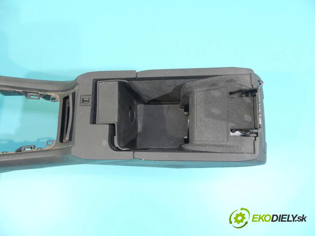 Citroen C5 II 2008-2017 2.0 hdi 140 HP manual 103 kW 1997 cm3 5- operadlo 996044354 (Lakťové opierky)