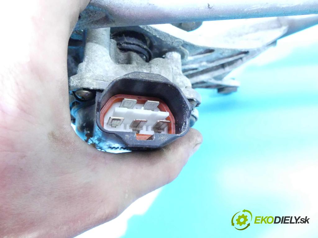 Honda Civic VII 2000-2006 1.3 16v hybrid 83 HP manual 61 kW 1339 cm3 4- motor stieračov predné