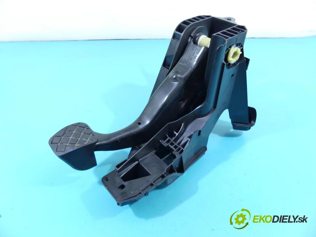 Vw Golf VII 2012-2020 1.4 tsi 122 HP manual 90 kW 1395 cm3 5- pedále 5Q1721058AM (Pedále)