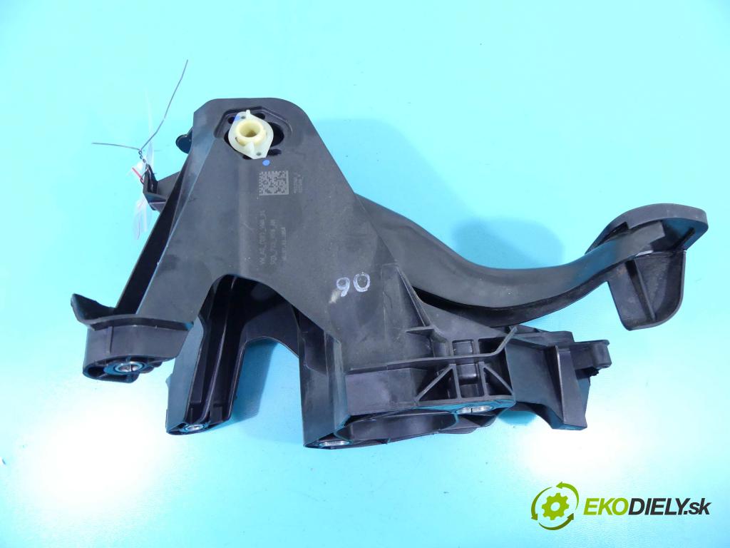 Vw Golf VII 2012-2020 1.4 tsi 122 HP manual 90 kW 1395 cm3 5- pedále 5Q1721058AM (Pedále)