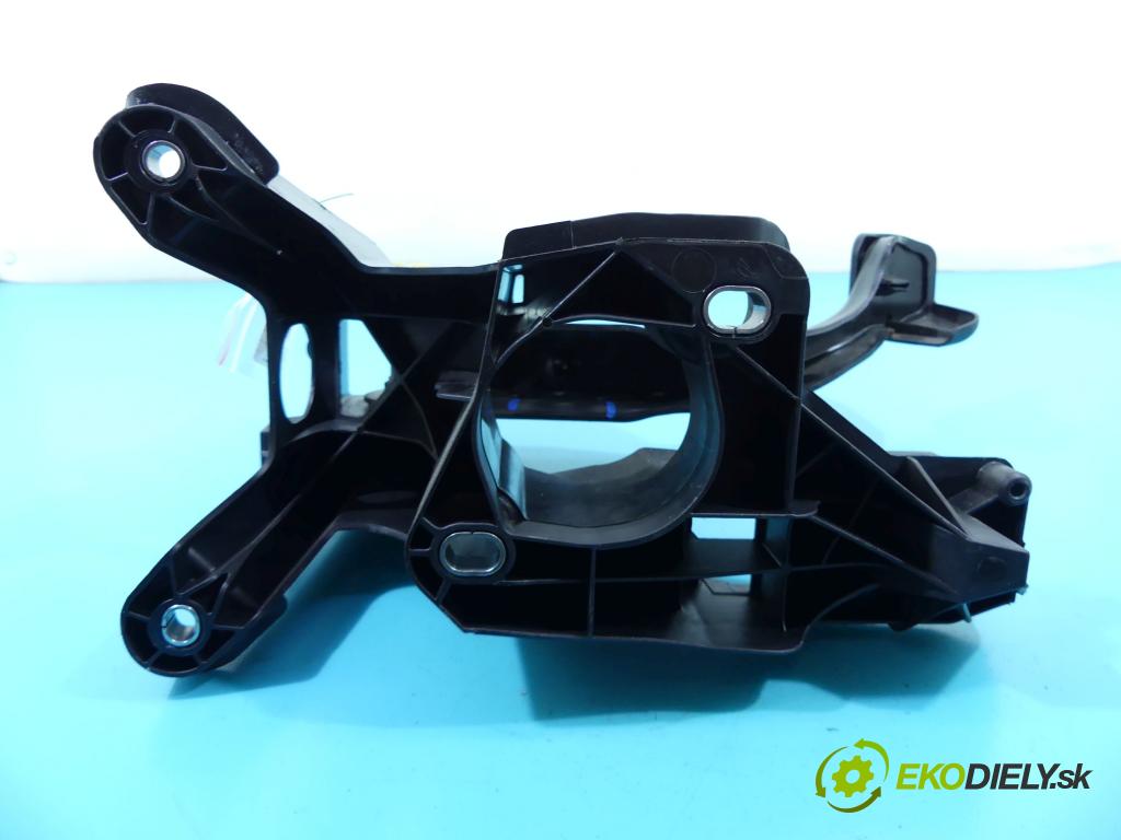 Vw Golf VII 2012-2020 1.4 tsi 122 HP manual 90 kW 1395 cm3 5- pedále 5Q1721058AM (Pedále)