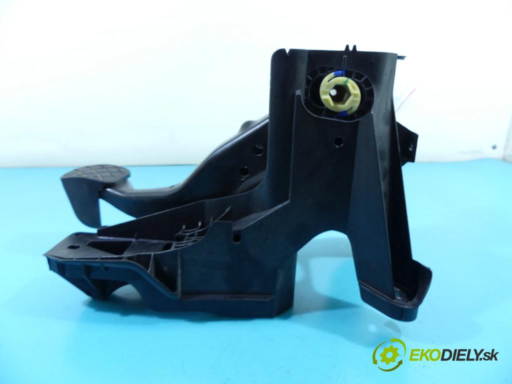 Vw Golf VII 2012-2020 1.4 tsi 122 HP manual 90 kW 1395 cm3 5- pedále 5Q1721058AM (Pedále)