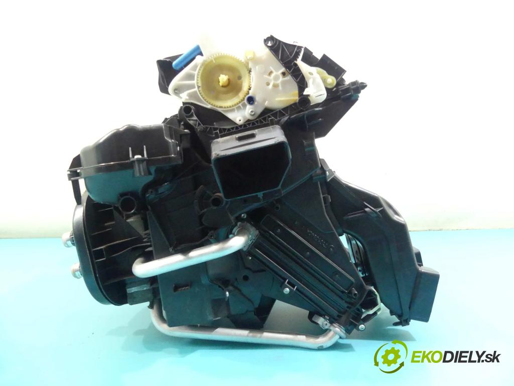 Vw Golf VII 2012-2020 1.4 tsi 122 HP manual 90 kW 1395 cm3 5- radiator 5Q1820002T (Radiátory kúrenia)