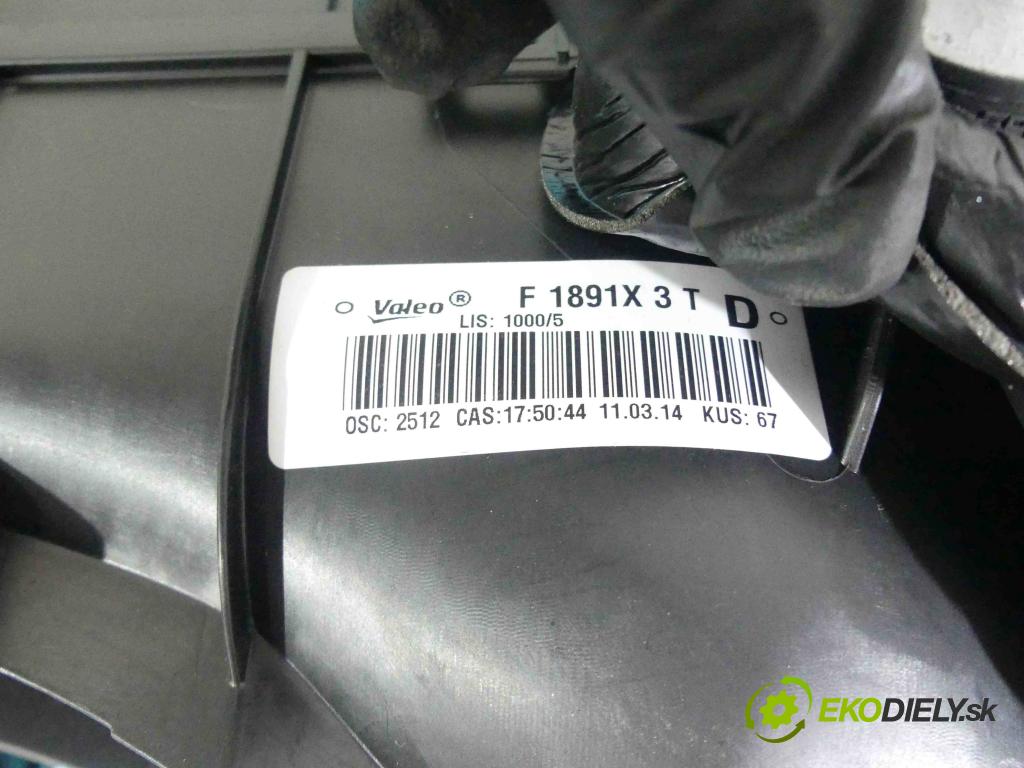 Vw Golf VII 2012-2020 1.4 tsi 122 HP manual 90 kW 1395 cm3 5- radiator 5Q1820002T (Radiátory kúrenia)