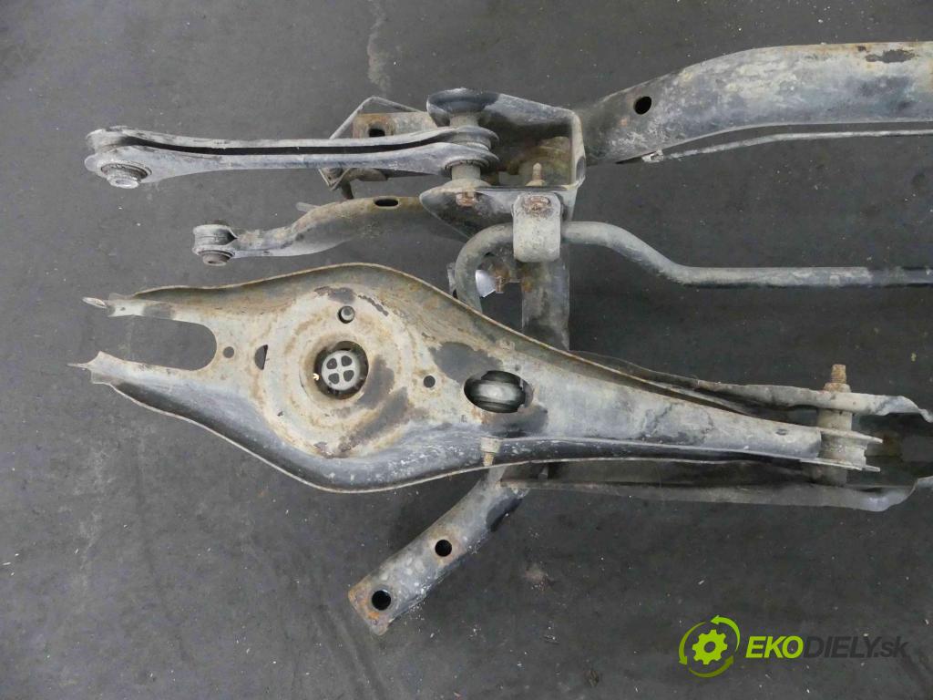 Vw Golf VII 2012-2020 1.4 tsi 122 hp manual 90 kW 1395 cm3 5- zadní výztuha 5Q0505315H