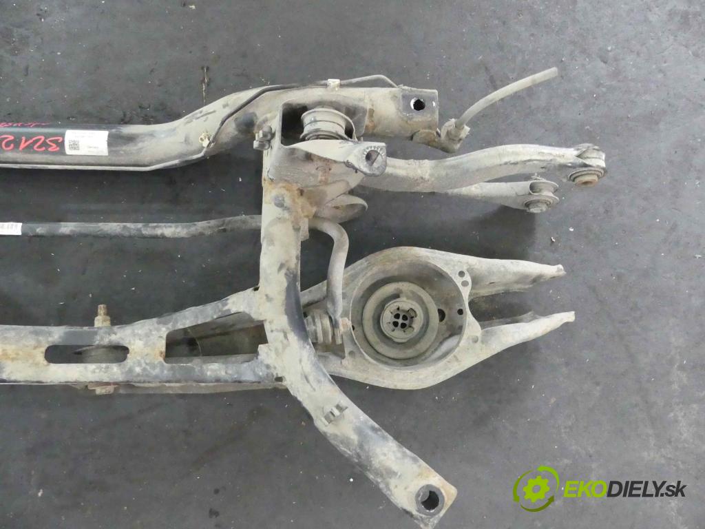 Vw Golf VII 2012-2020 1.4 tsi 122 hp manual 90 kW 1395 cm3 5- zadní výztuha 5Q0505315H