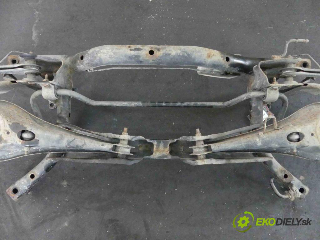 Vw Golf VII 2012-2020 1.4 tsi 122 hp manual 90 kW 1395 cm3 5- zadní výztuha 5Q0505315H