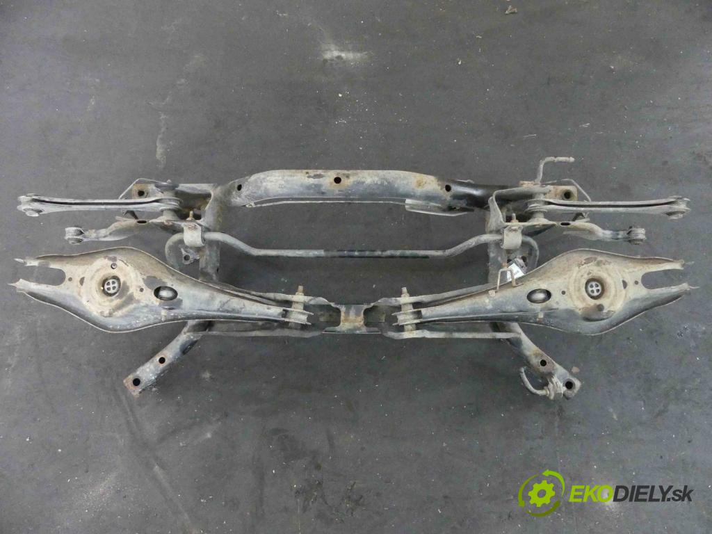 Vw Golf VII 2012-2020 1.4 tsi 122 hp manual 90 kW 1395 cm3 5- zadní výztuha 5Q0505315H