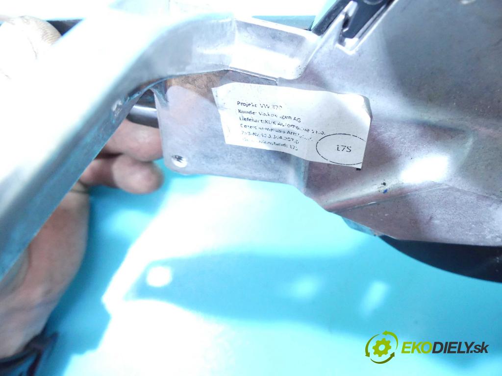 Vw Golf VII 2012-2020 1.4 tsi 122 HP manual 90 kW 1395 cm3 5- operadlo  (Lakťové opierky)