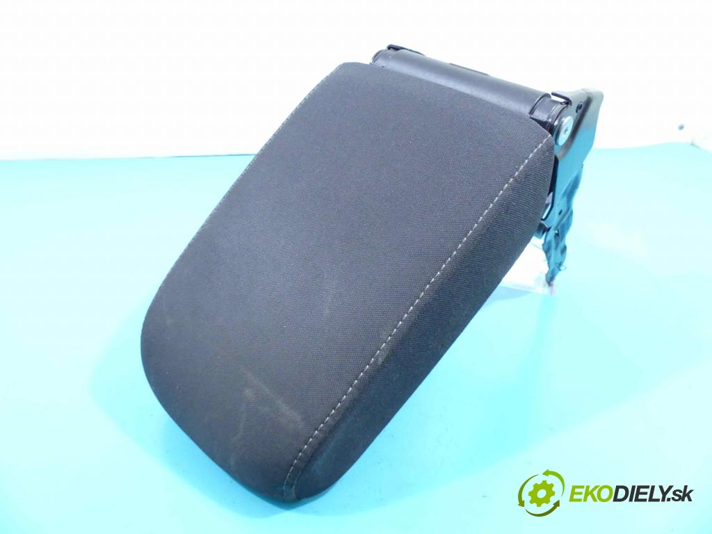 Vw Golf VII 2012-2020 1.4 tsi 122 HP manual 90 kW 1395 cm3 5- operadlo  (Lakťové opierky)