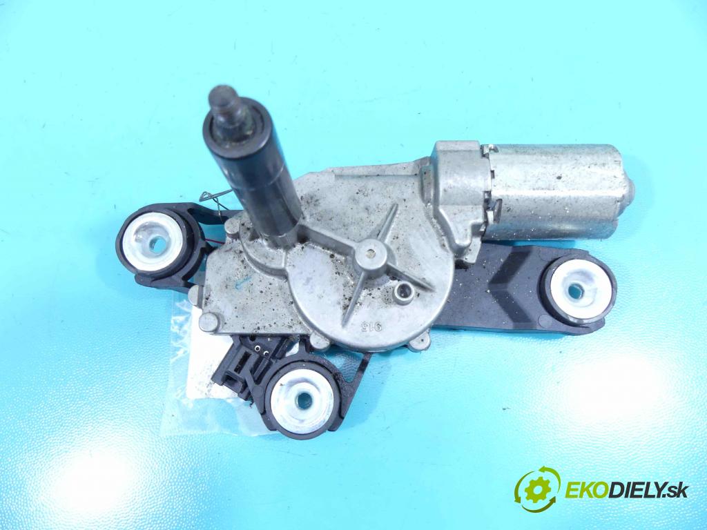 Ford Focus Mk2 2004-2011 1.6 16v 101 HP manual 74 kW 1596 cm3 5- motor stieračov zadné 0390201823