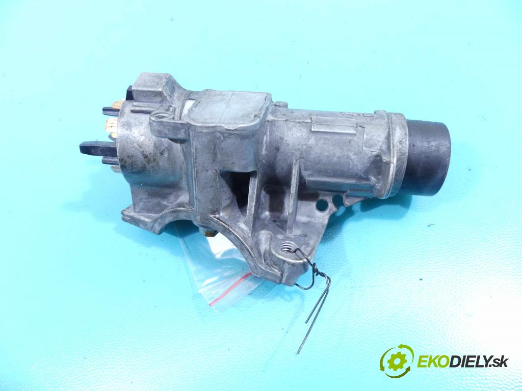 Skoda Fabia II 2007-2014 1.4 tdi 80 HP manual 59 kW 1422 cm3 5- Spínačka 4B0905851C (Spínacie skrinky a kľúče)