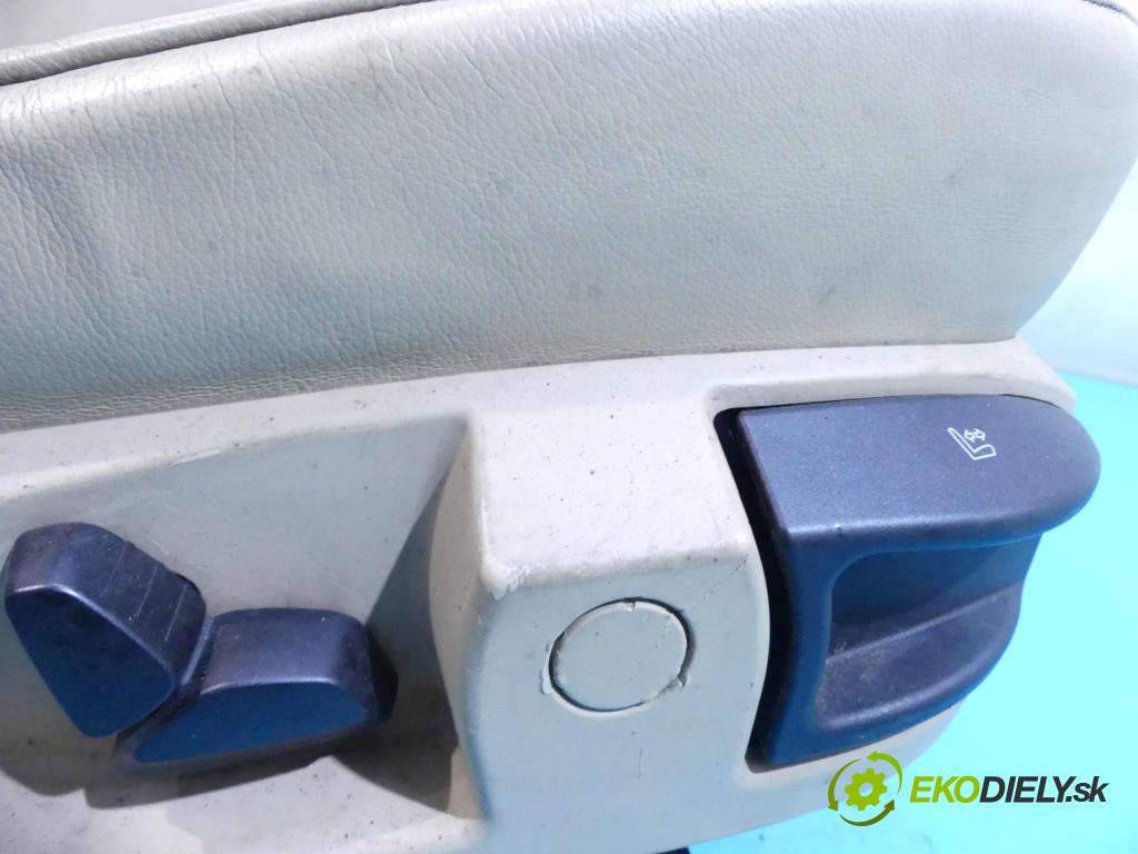 Bmw 5 E60 2003-2010 3.0d 218 HP automatic 160 kW 2993 cm3 5- Sedačka pravý  (Sedačky, sedadlá)