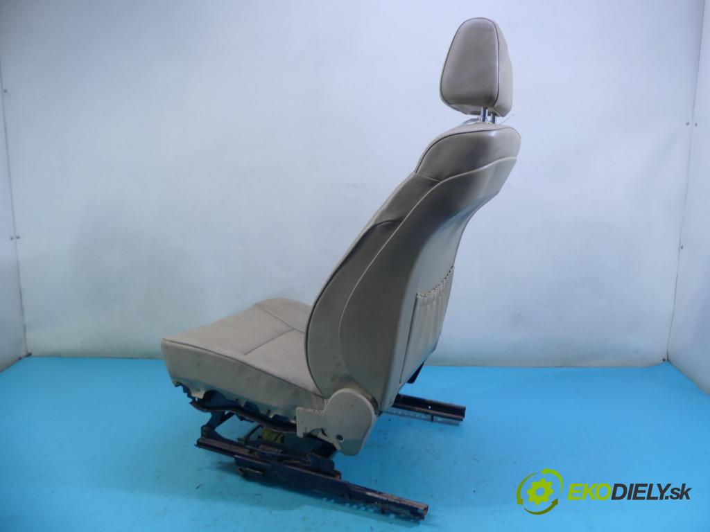 Bmw 5 E60 2003-2010 3.0d 218 HP automatic 160 kW 2993 cm3 5- Sedačka pravý  (Sedačky, sedadlá)