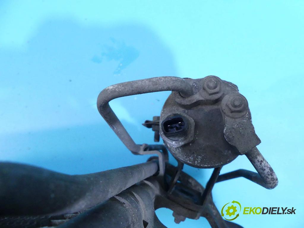 Hyundai Coupe 1.6 16v 107 HP manual 79 kW 1599 cm3 3- chladič klimatizácie  (Chladiče klimatizácie)