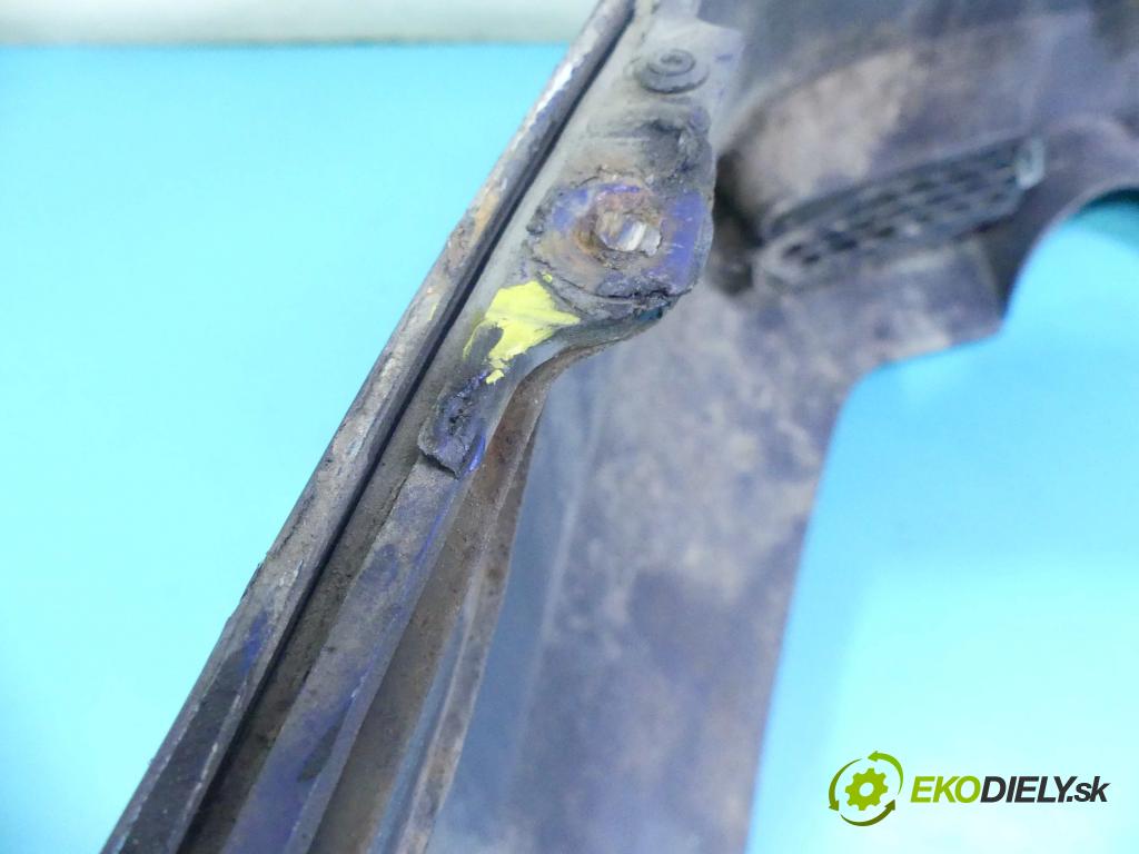 Hyundai Coupe 1.6 16v 107 HP manual 79 kW 1599 cm3 3- nárazník zadné  (Ostatné)