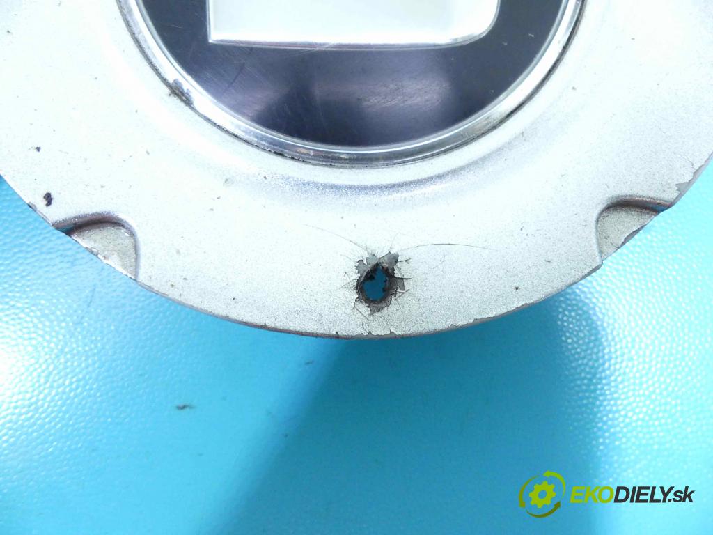 Seat Leon I 1999-2005 1.6 16v 105 HP manual 77 kW 1598 cm3 5- puklica 1M0601149H (Puklice)