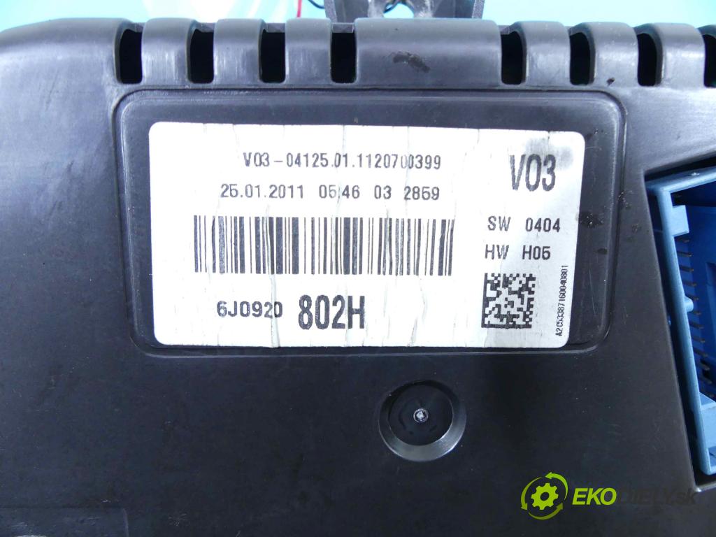Seat Ibiza IV 6J 2008-2017 1.2 tdi 75 HP manual 55 kW 1199 cm3 3- prístrojovka/ budíky 6J0920802H (Prístrojové dosky, displeje)