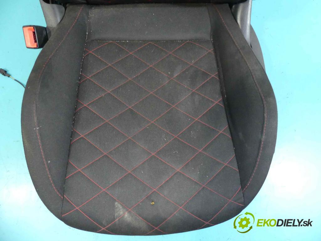 Seat Ibiza IV 6J 2008-2017 1.2 tdi 75 HP manual 55 kW 1199 cm3 3- Sedačka ľavý  (Sedačky, sedadlá)