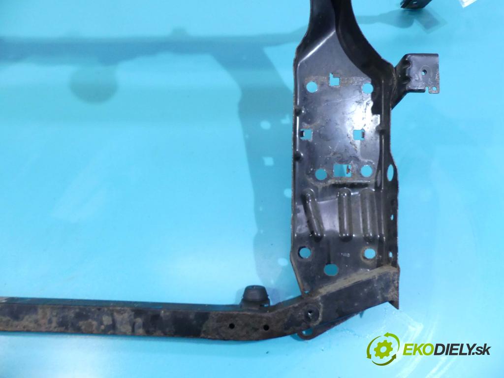 Nissan Qashqai J10 2006-2013 1.6 16v 114 hp manual 84 kW 1598 cm3 5- stěna přední  (Výztuhy přední)