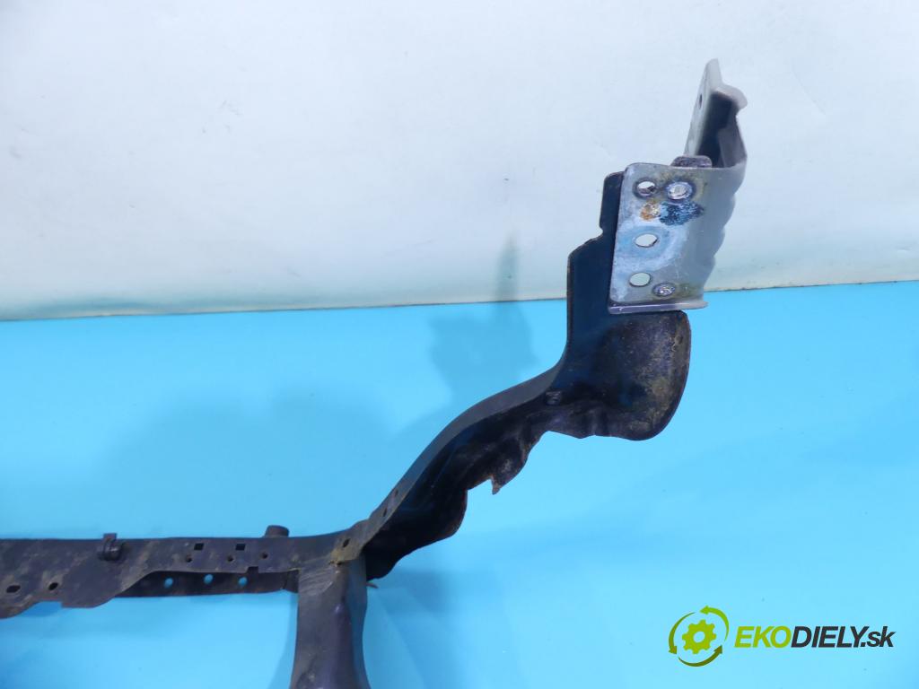 Nissan Qashqai J10 2006-2013 1.6 16v 114 hp manual 84 kW 1598 cm3 5- stěna přední  (Výztuhy přední)