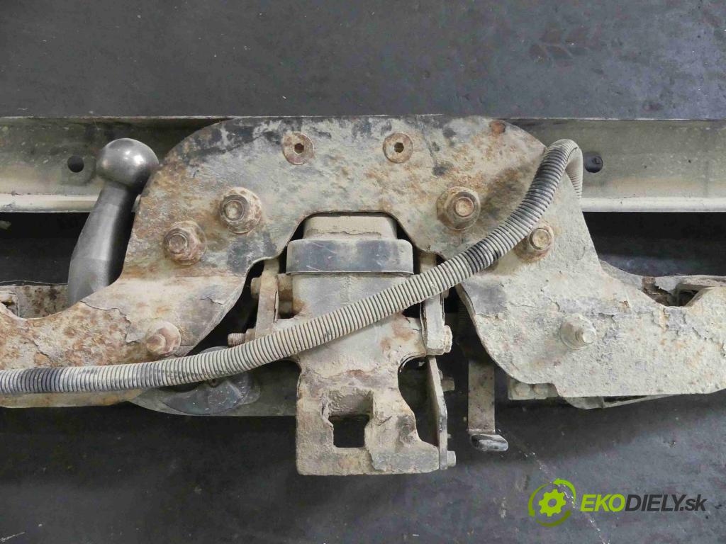 Citroen C5 II 2008-2017 2.0 hdi 140 hp manual 103 kW 1997 cm3 5- oko tažné