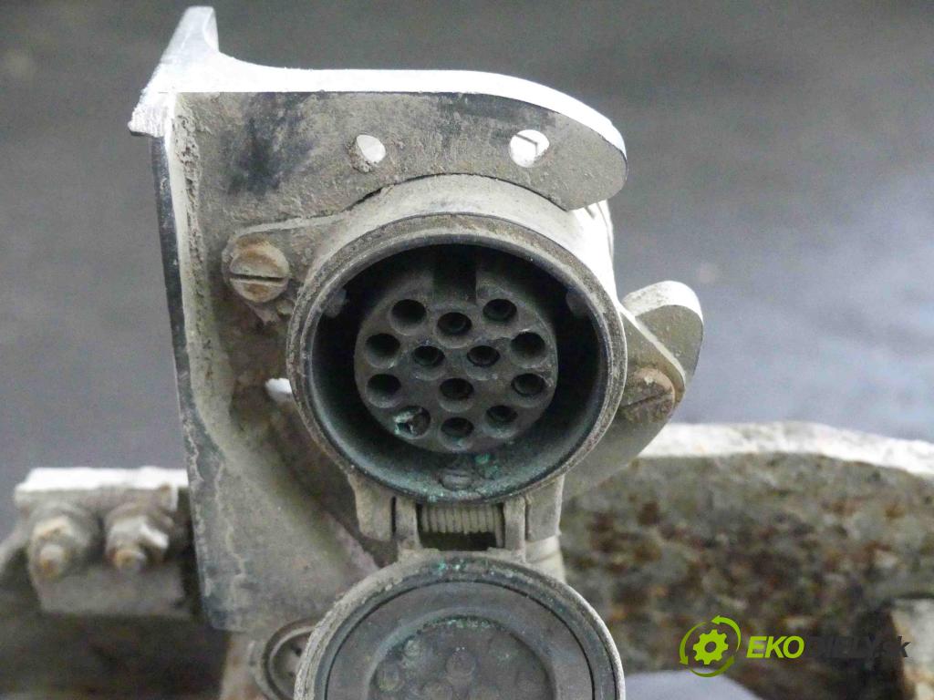 Citroen C5 II 2008-2017 2.0 hdi 140 hp manual 103 kW 1997 cm3 5- oko tažné