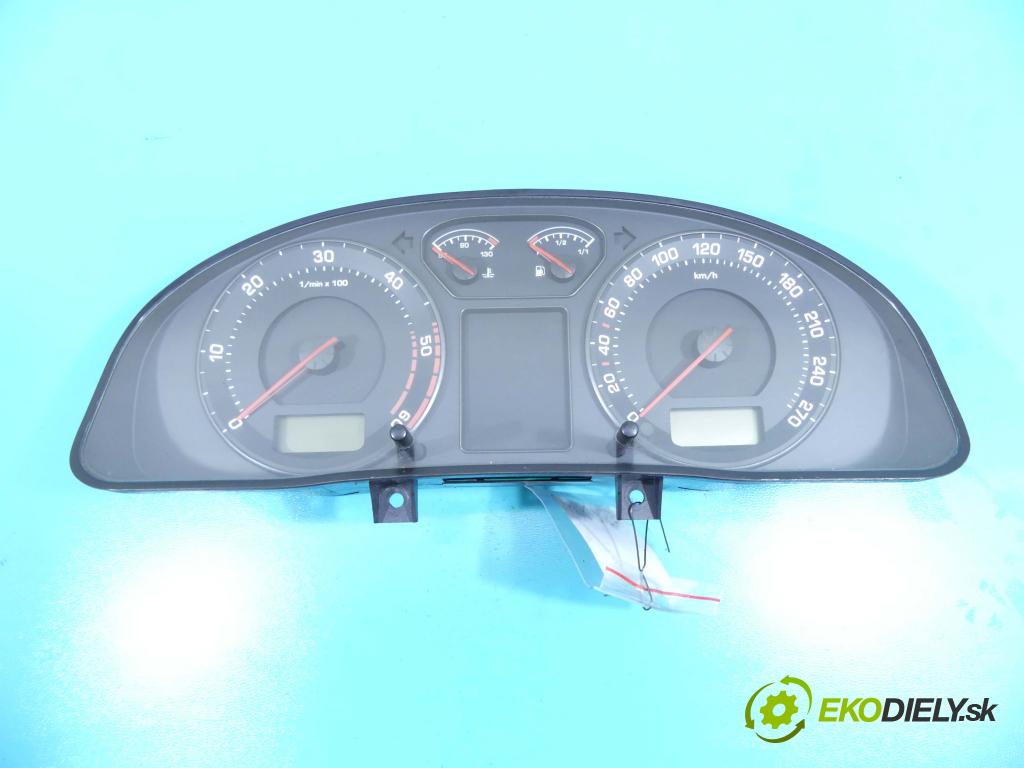 Skoda Superb I 2001-2008 1.9 tdi 131 HP manual 96 kW 1896 cm3 4- prístrojovka/ budíky 3U0920810A (Prístrojové dosky, displeje)