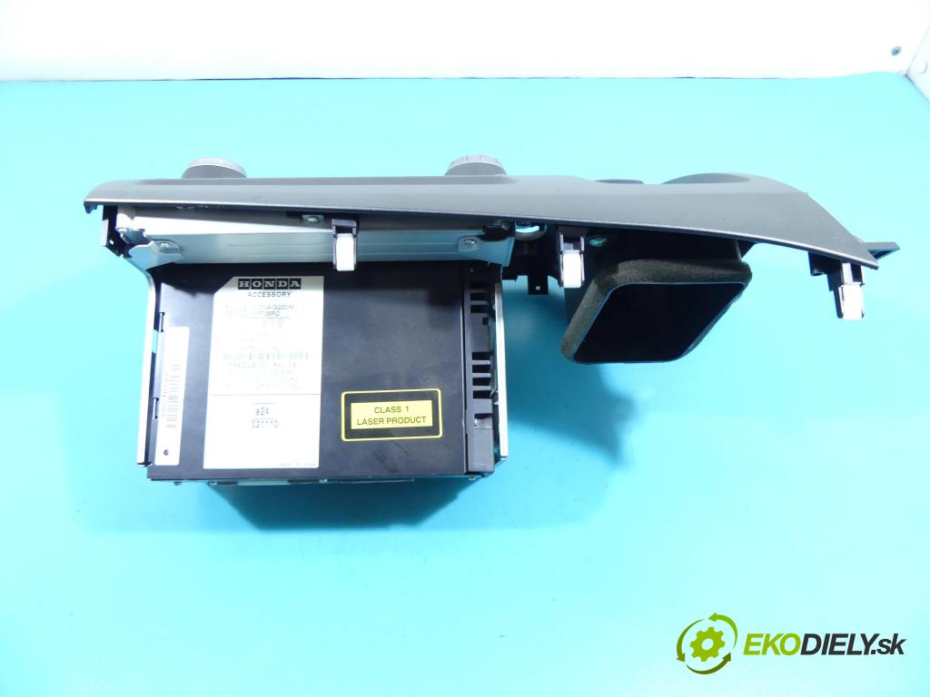 Honda Civic VIII 2006-2011 1.8 16v 140 HP manual 103 kW 1799 cm3 4- Radio továreň: 39100-SNA-G220-M1