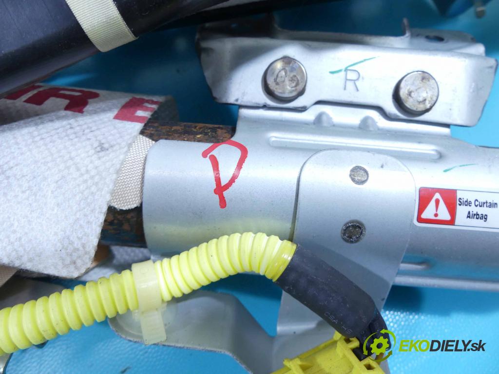 Honda Civic VIII 2006-2011 1.8 16v 140 HP manual 103 kW 1799 cm3 4- clona pravé 78800-SNA-K81