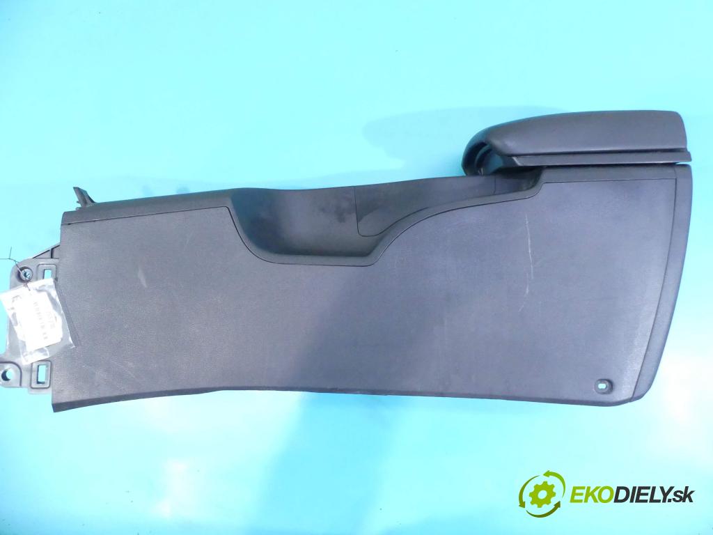 Nissan Qashqai J10 2006-2013 1.6 16v 114 HP manual 84 kW 1598 cm3 5- operadlo P13149A77000 (Lakťové opierky)