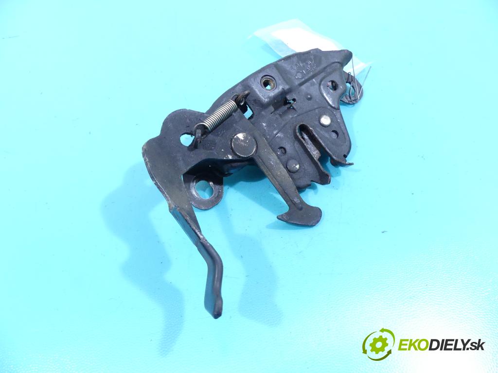 Nissan Qashqai J10 2006-2013 1.6 16v 114 hp manual 84 kW 1598 cm3 5- zámek kapoty 