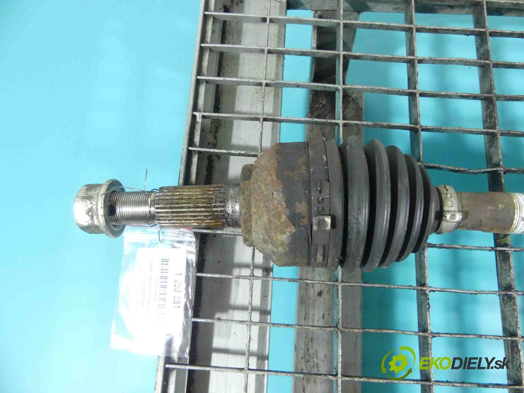 Nissan Qashqai J10 2006-2013 1.6 16v 114 HP manual 84 kW 1598 cm3 5- poloos pravé 39100JD02B (Poloosy)