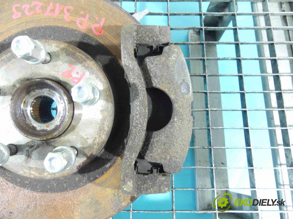 Nissan Qashqai J10 2006-2013 1.6 16v 114 HP manual 84 kW 1598 cm3 5- brzdič predné pravý (Ostatné)
