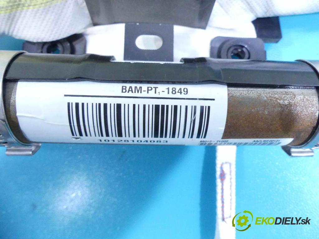 Hyundai Ix35 2.0 crdi 136 HP manual 100 kW 1995 cm3 5- clona ľavé 85010-2Y000