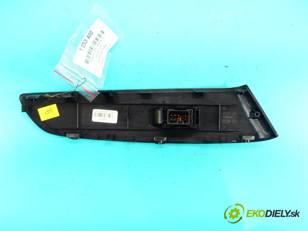 Hyundai Ix35 2.0 crdi 136 HP manual 100 kW 1995 cm3 5- prepínač okien spätných zrkadiel 93575-2S0109P
