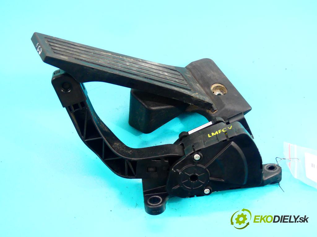 Hyundai Ix35 2.0 crdi 136 HP manual 100 kW 1995 cm3 5- pedále 20568A-2S100 (Pedále)