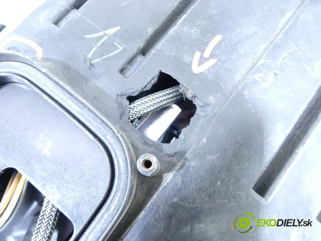 Bmw X5 E70 2006-2013 3.0d 306KM automatic 225 kW 2993 cm3 5- Reflektor: pravý 7161588 (Pravé)