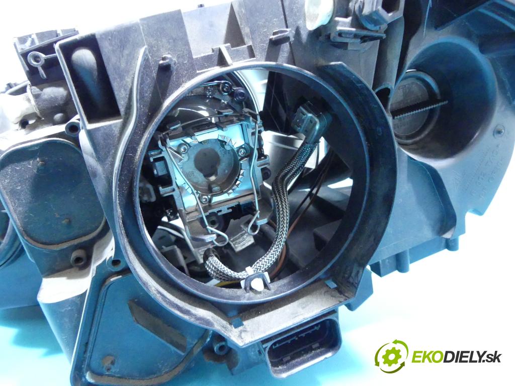 Bmw X5 E70 2006-2013 3.0d 306KM automatic 225 kW 2993 cm3 5- Reflektor: pravý 7161588 (Pravé)