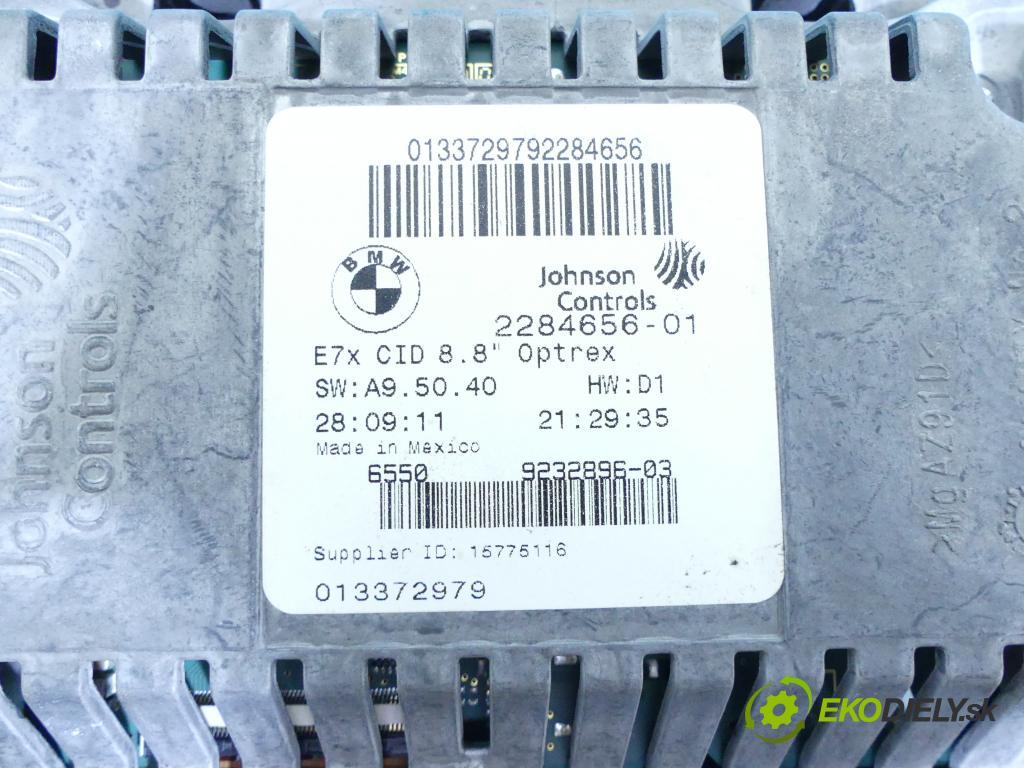 Bmw X5 E70 2006-2013 3.0d 306KM automatic 225 kW 2993 cm3 5- Zobrazit: 2284656 (Prístrojové dosky, displeje)