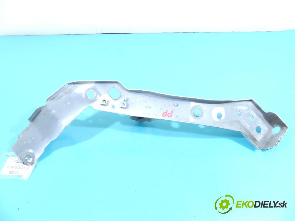 Renault Fluence 1.6 16v 114 hp manual 84 kW 1598 cm3 4- stěna přední 62512C31 (Výztuhy přední)