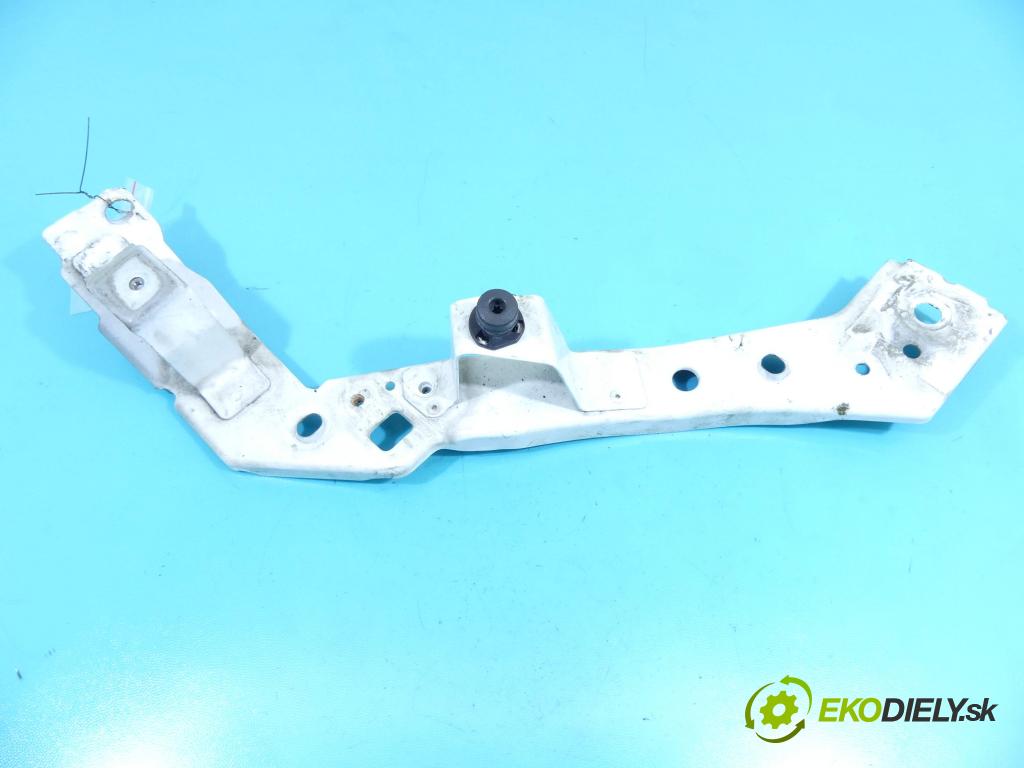 Renault Fluence 1.6 16v 114 hp manual 84 kW 1598 cm3 4- stěna přední 62512C31 (Výztuhy přední)