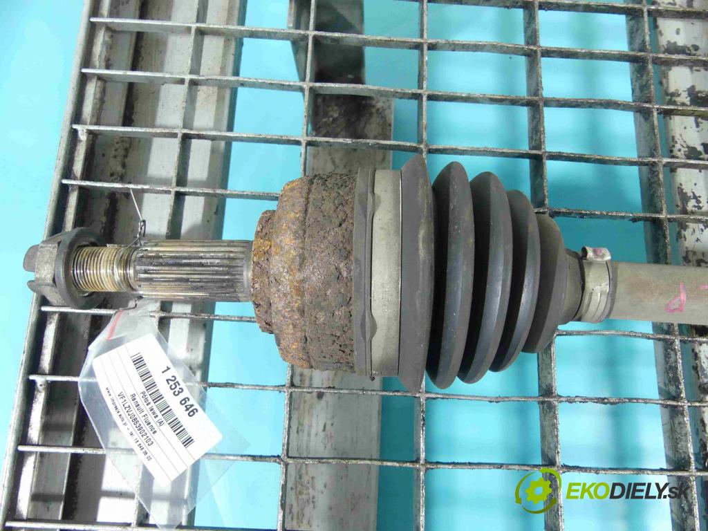 Renault Fluence 1.6 16v 114 HP manual 84 kW 1598 cm3 4- poloos ľavé 391012745 (Poloosy)