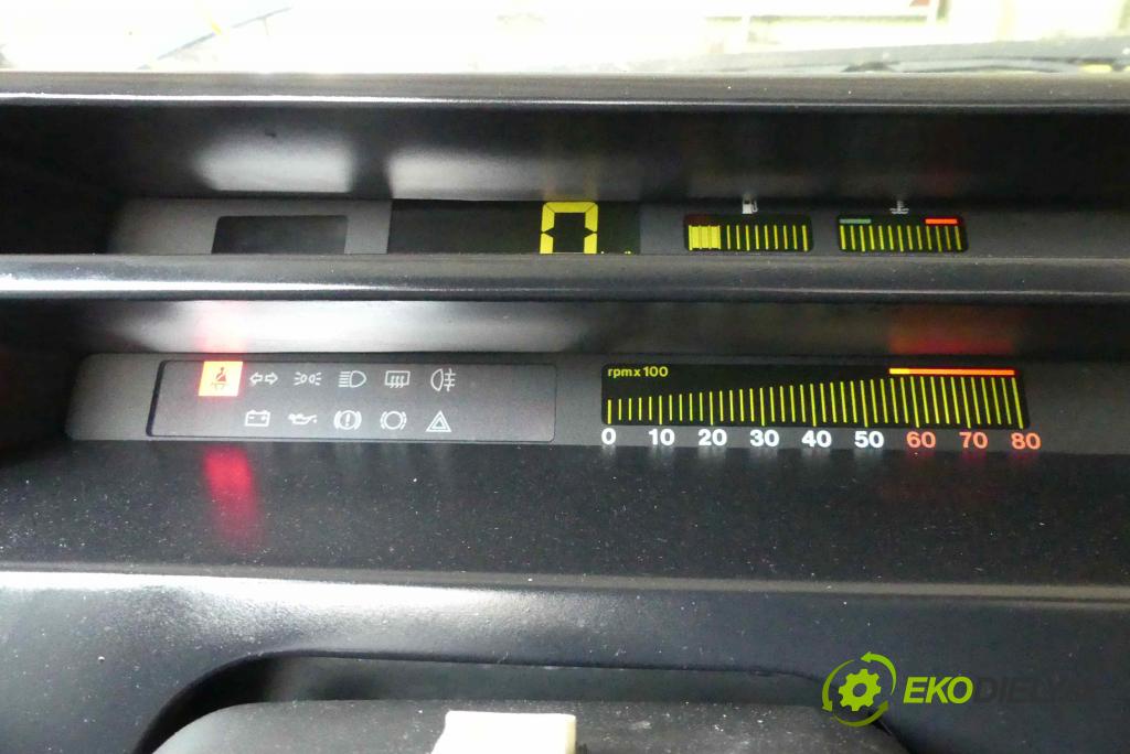 Fiat Tempra 2.0 113 HP manual 83 kW 1999 cm3 4- prístrojovka/ budíky 1822421 (Prístrojové dosky, displeje)