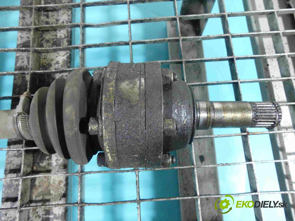 Fiat Tempra 2.0 113 HP manual 83 kW 1999 cm3 4- poloos ľavé  (Poloosy)