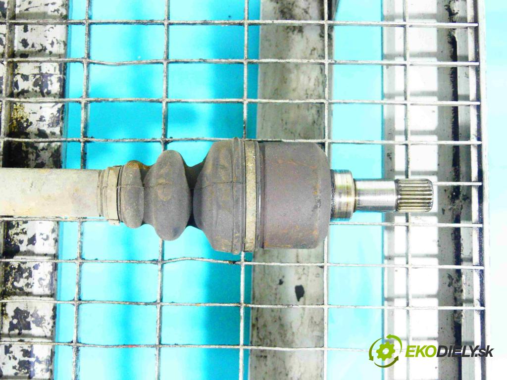 Peugeot 307 2.0 16v 136 HP manual 100 kW 1997 cm3 5- poloos ľavé  (Poloosy)